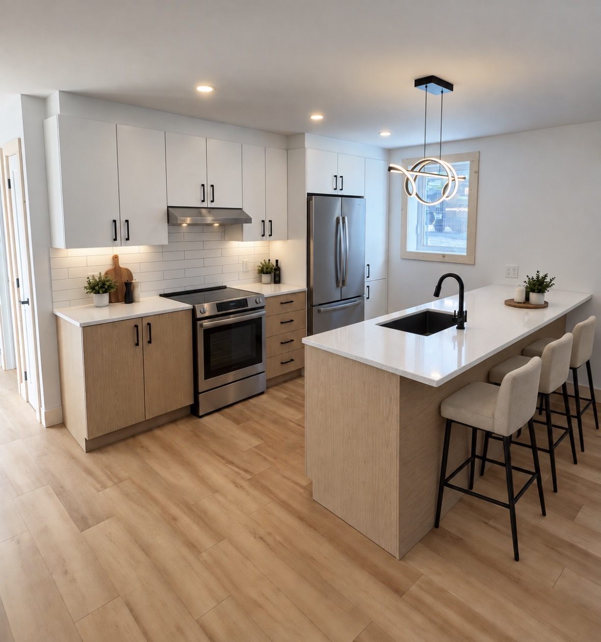 Cuisine avec îlot d'un appartement Gestion JFP à Val-d'Or